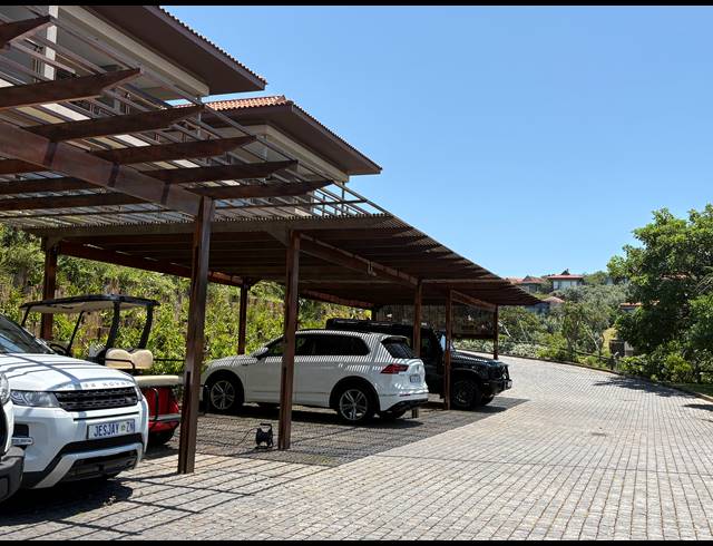 3 BEDROOM FREEHOLD FOR SALE IN ZIMBALI ESTATE